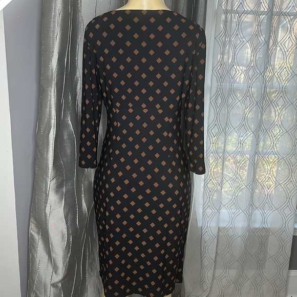 Ralph Lauren woman dress Sz 6 3/4 Sleeves Ruched side Black/Brown square pattern - Picture 3 of 6